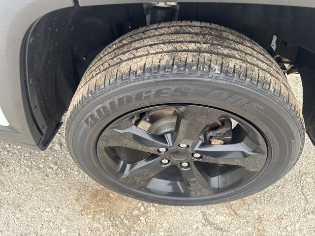 2022 Jeep Grand Cherokee Altitude