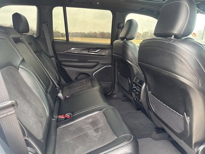 2022 Jeep Grand Cherokee Altitude