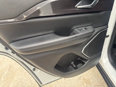 2022 Jeep Grand Cherokee Altitude