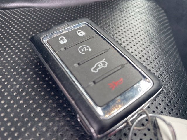 2024 Jeep Wagoneer 4DR 2WD