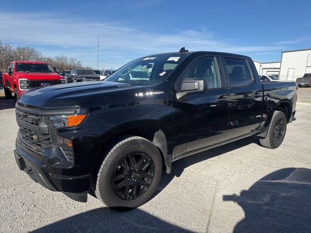 2025 Chevrolet Silverado 1500 Custom