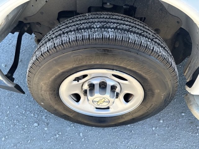 2024 Chevrolet Express Cargo 2500 WT