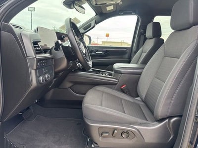 2025 Chevrolet Suburban LS