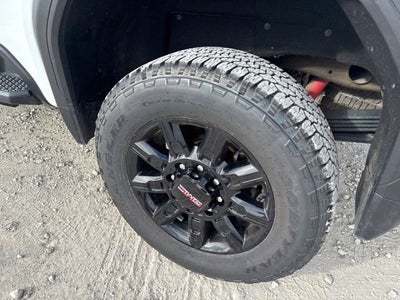 2025 GMC Sierra 2500 HD AT4