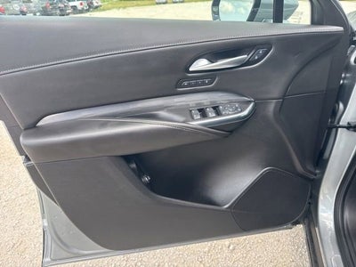 2025 Cadillac XT4 Premium Luxury