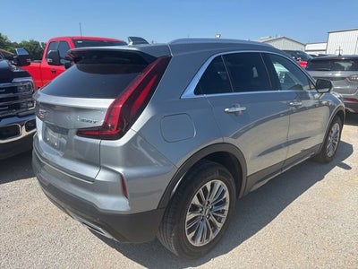 2025 Cadillac XT4 Premium Luxury