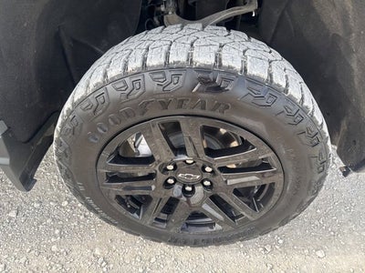 2025 Chevrolet Silverado 1500 Custom Trail Boss