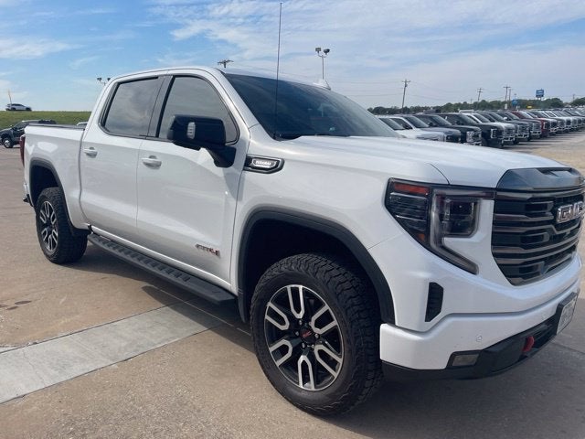 2024 GMC Sierra 1500 AT4