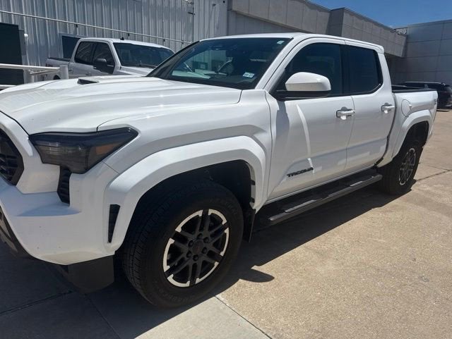 2024 Toyota Tacoma 2WD SR5