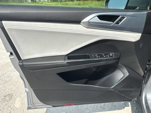 2025 Volkswagen Taos SE