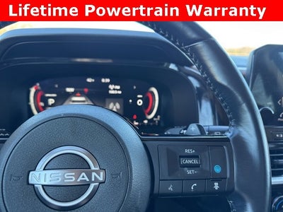 2023 Nissan Pathfinder Platinum