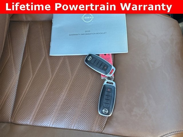 2023 Nissan Pathfinder Platinum