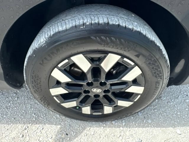 2025 Hyundai Santa Cruz SEL Activity
