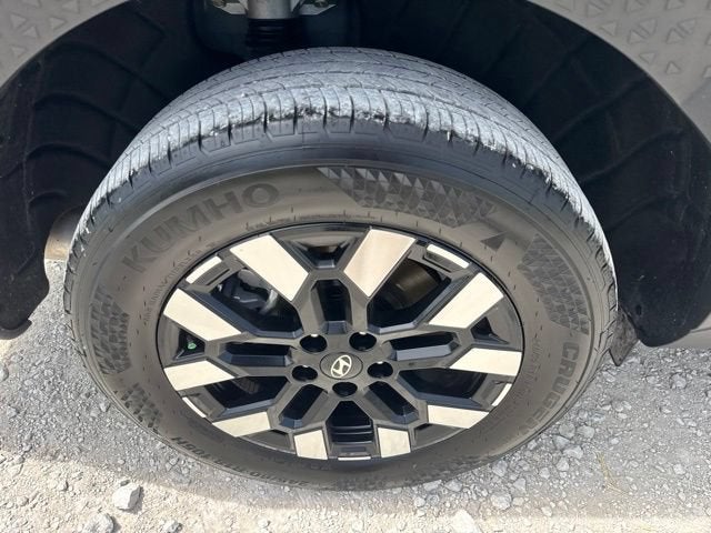 2025 Hyundai Santa Cruz SEL Activity