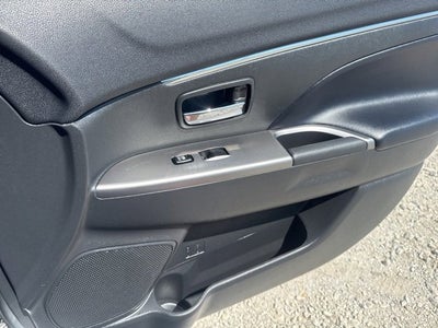 2024 Mitsubishi Outlander Sport S