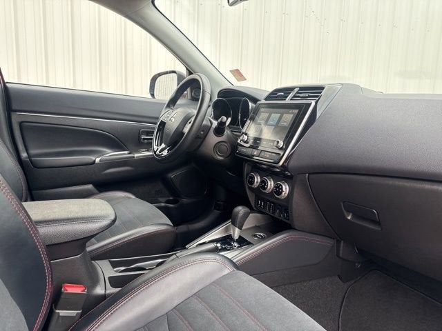2024 Mitsubishi Outlander Sport S