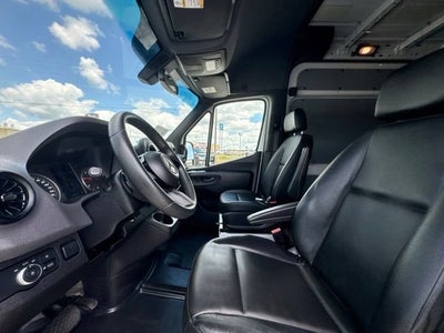 2025 Mercedes-Benz Sprinter Cargo Van Base