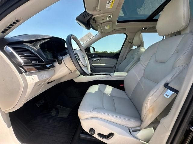 2018 Volvo XC90 Momentum