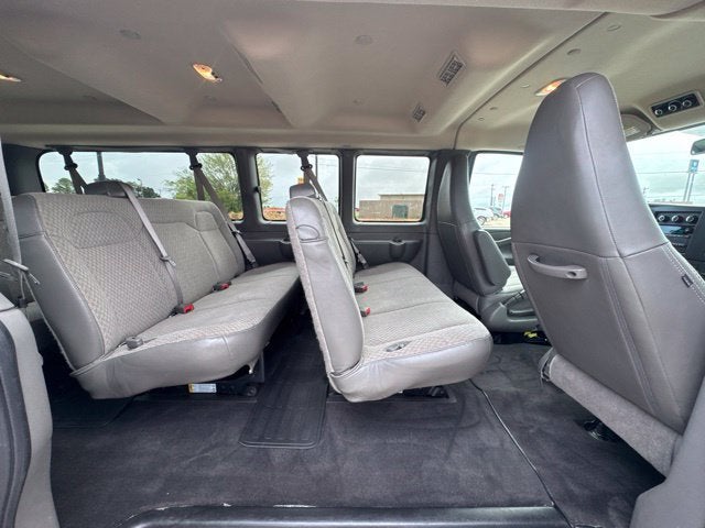 2026 GMC Savana Passenger LT