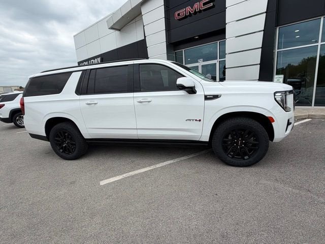 2023 GMC Yukon XL AT4