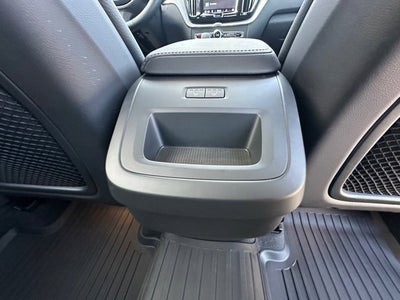 2025 Volvo XC60 Plus