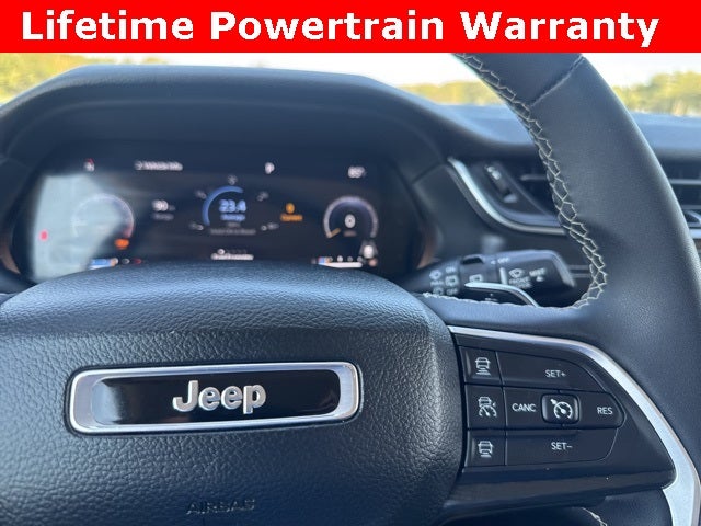 2023 Jeep Grand Cherokee L Laredo