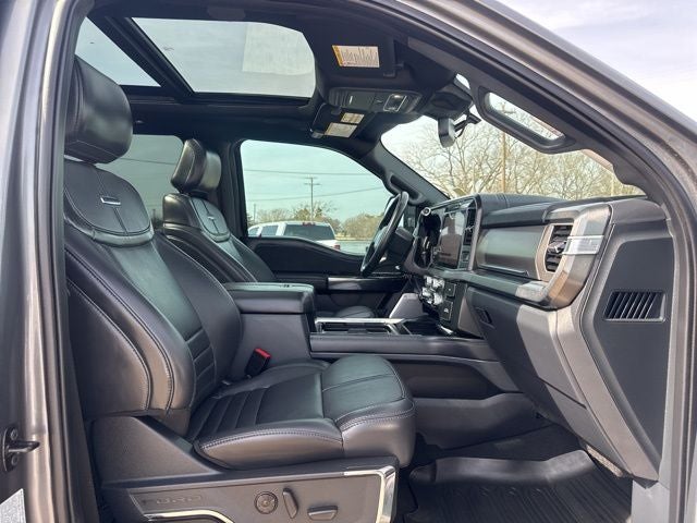 2025 Ford F-250SD Platinum