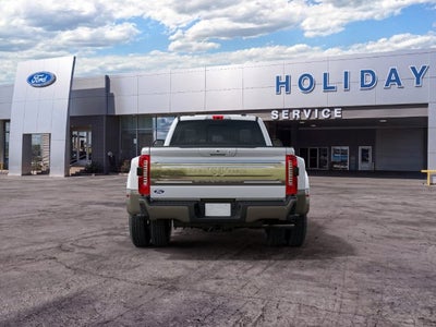 2027 Ford F-350SD King Ranch DRW
