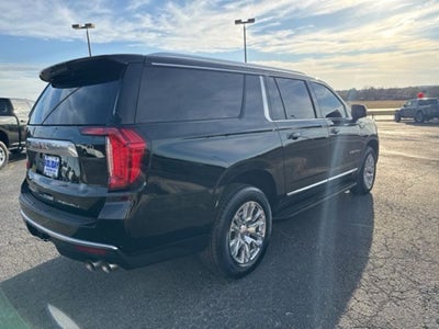 2022 GMC Yukon XL Denali