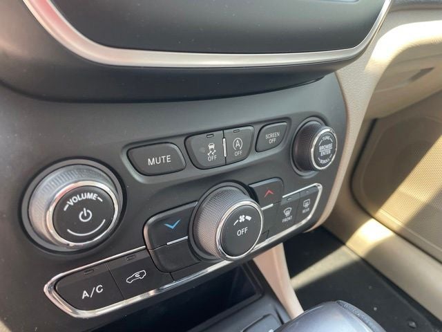 2020 Jeep Cherokee Latitude
