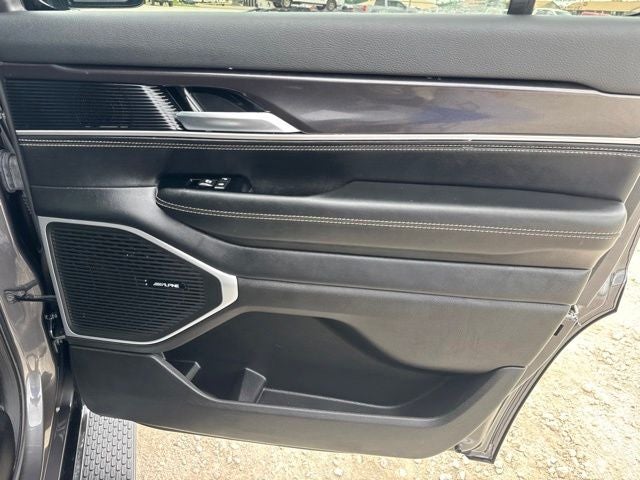 2024 Jeep Wagoneer Base