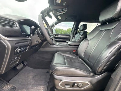 2024 Jeep Wagoneer Base