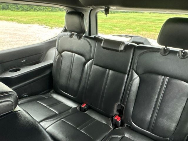 2024 Jeep Wagoneer Base