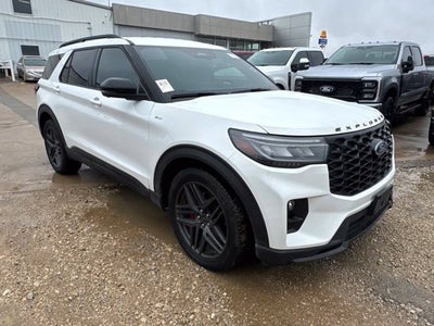 2025 Ford Explorer ST-Line