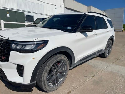 2025 Ford Explorer ST