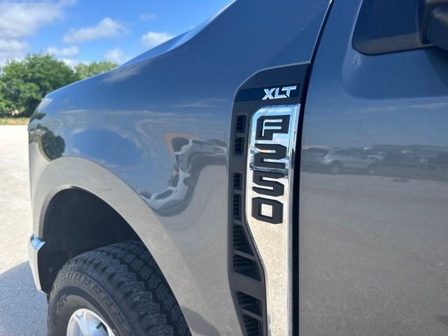 2025 Ford F-250SD XLT