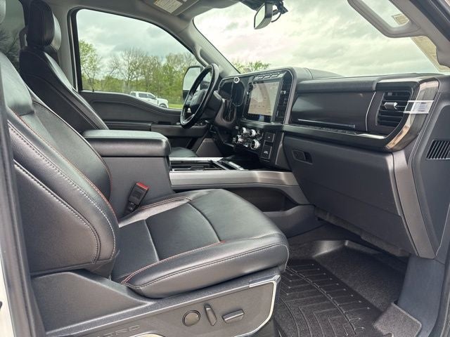 2023 Ford F-350SD Lariat