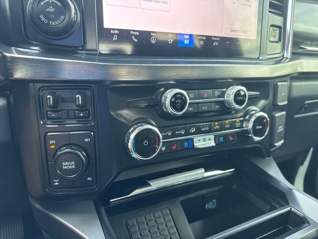 2025 Ford F-350SD Lariat