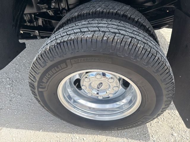 2025 Ford F-350SD Lariat