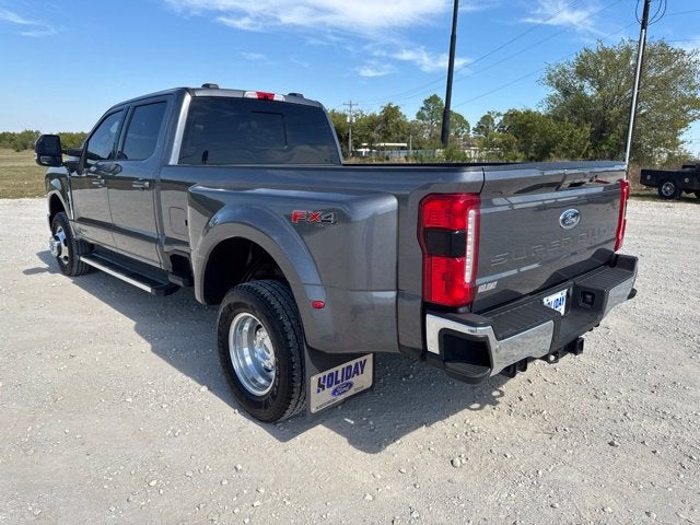 2023 Ford F-350SD Lariat