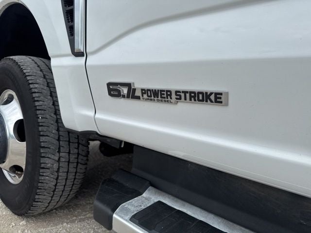 2023 Ford F-350SD Lariat