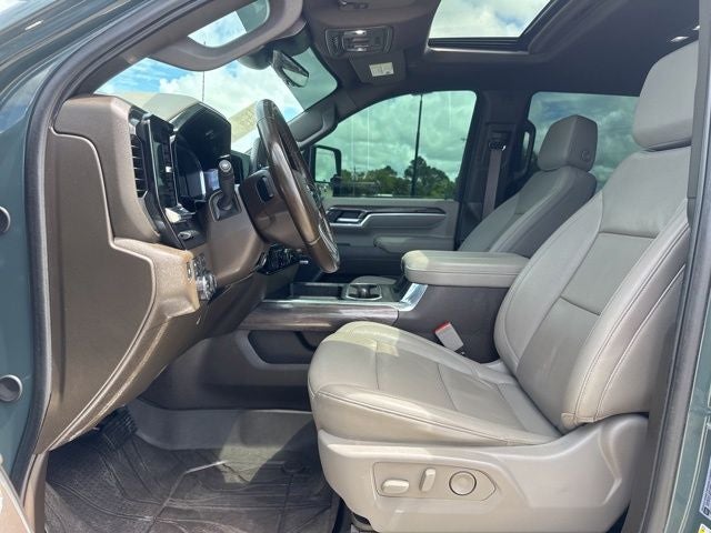 2025 Chevrolet Silverado 3500HD LTZ