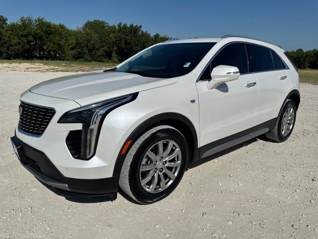 2022 Cadillac XT4 Premium Luxury