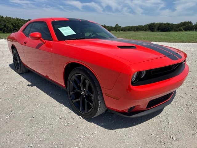 2022 Dodge Challenger SXT