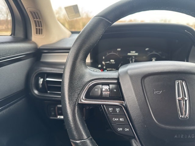 2022 Lincoln Nautilus Standard