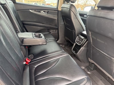 2022 Lincoln Nautilus Standard