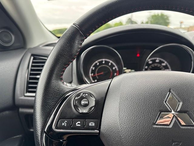 2025 Mitsubishi Outlander Sport 2.0 LE