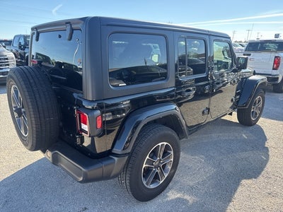 2023 Jeep Wrangler 4-Door Sahara 4x4