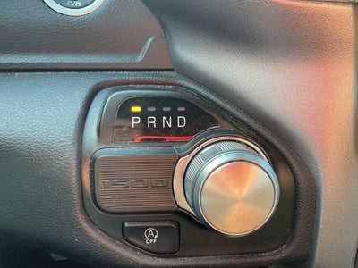 2024 RAM 1500 Laramie Crew Cab 4x2 5'7' Box