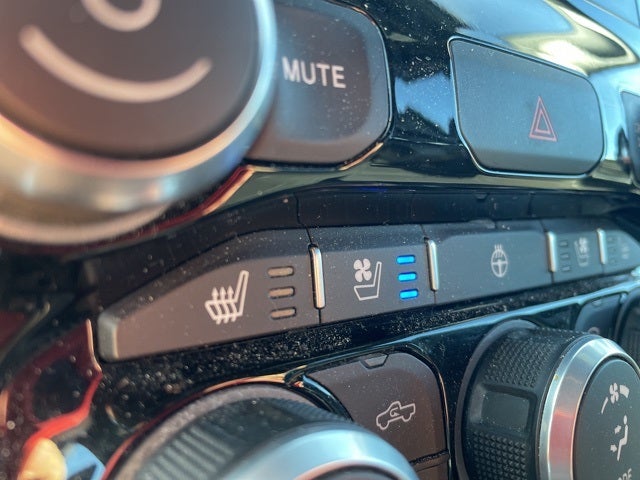 2024 RAM 1500 Laramie Crew Cab 4x2 5'7' Box